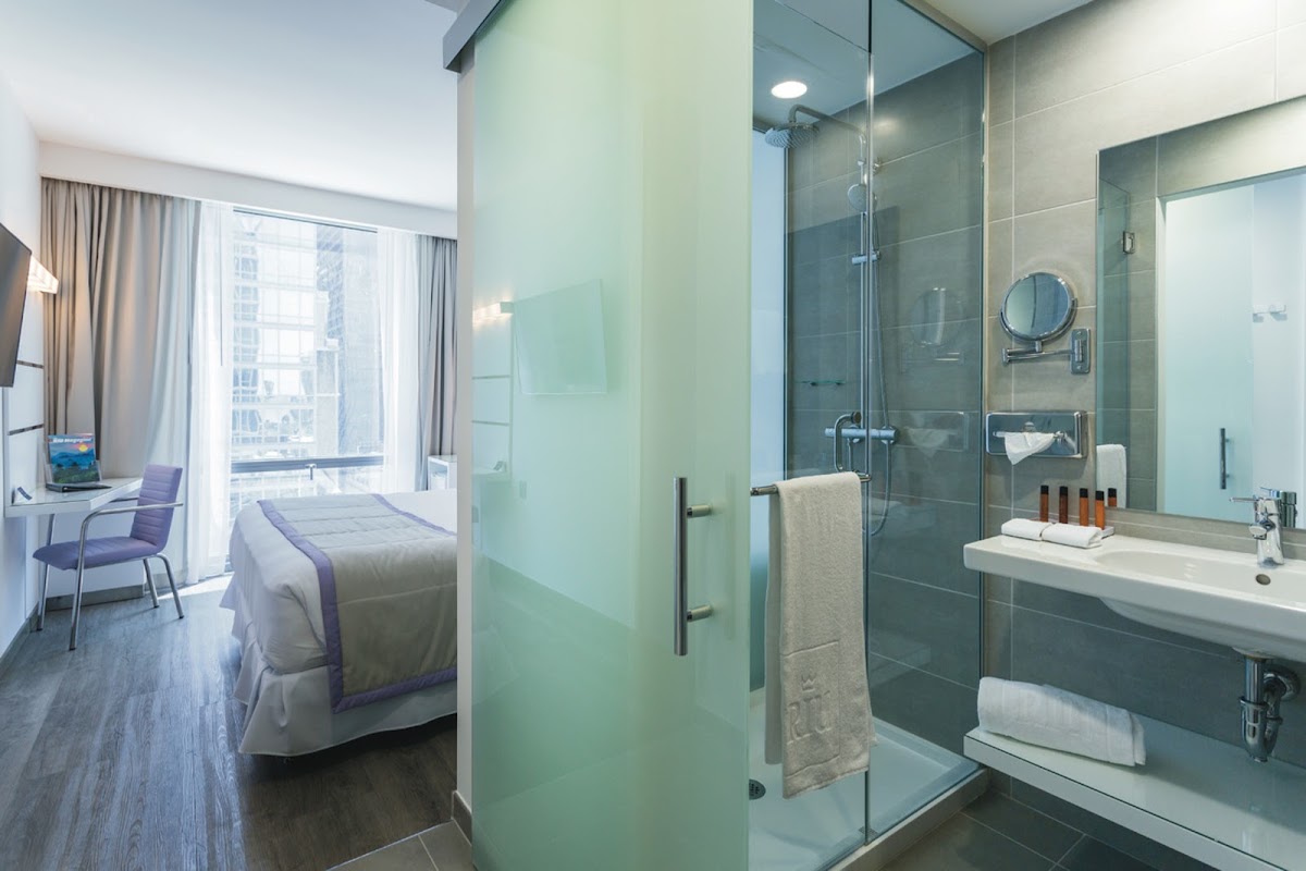 Hotel Riu Plaza New York Times Square photo 3