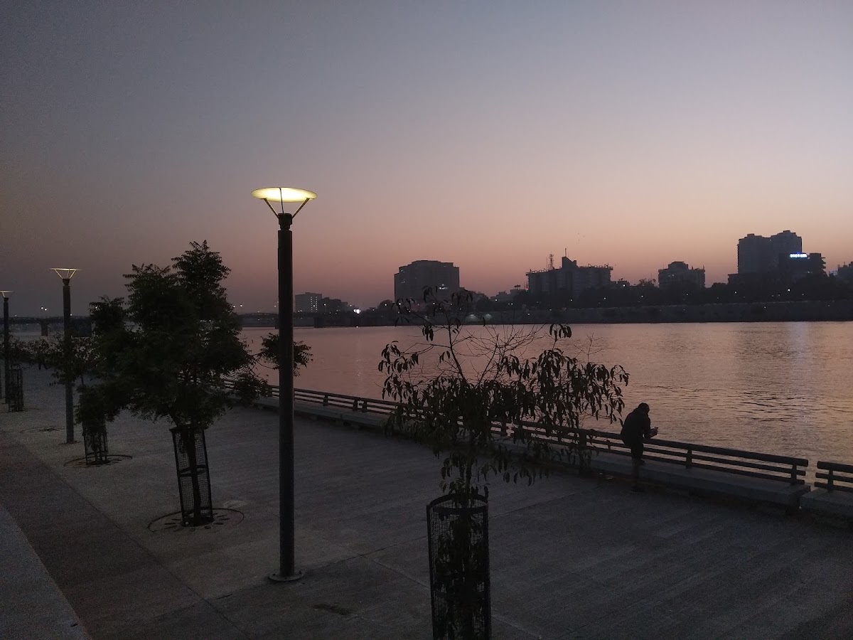 Sabarmati Riverfront photo 4