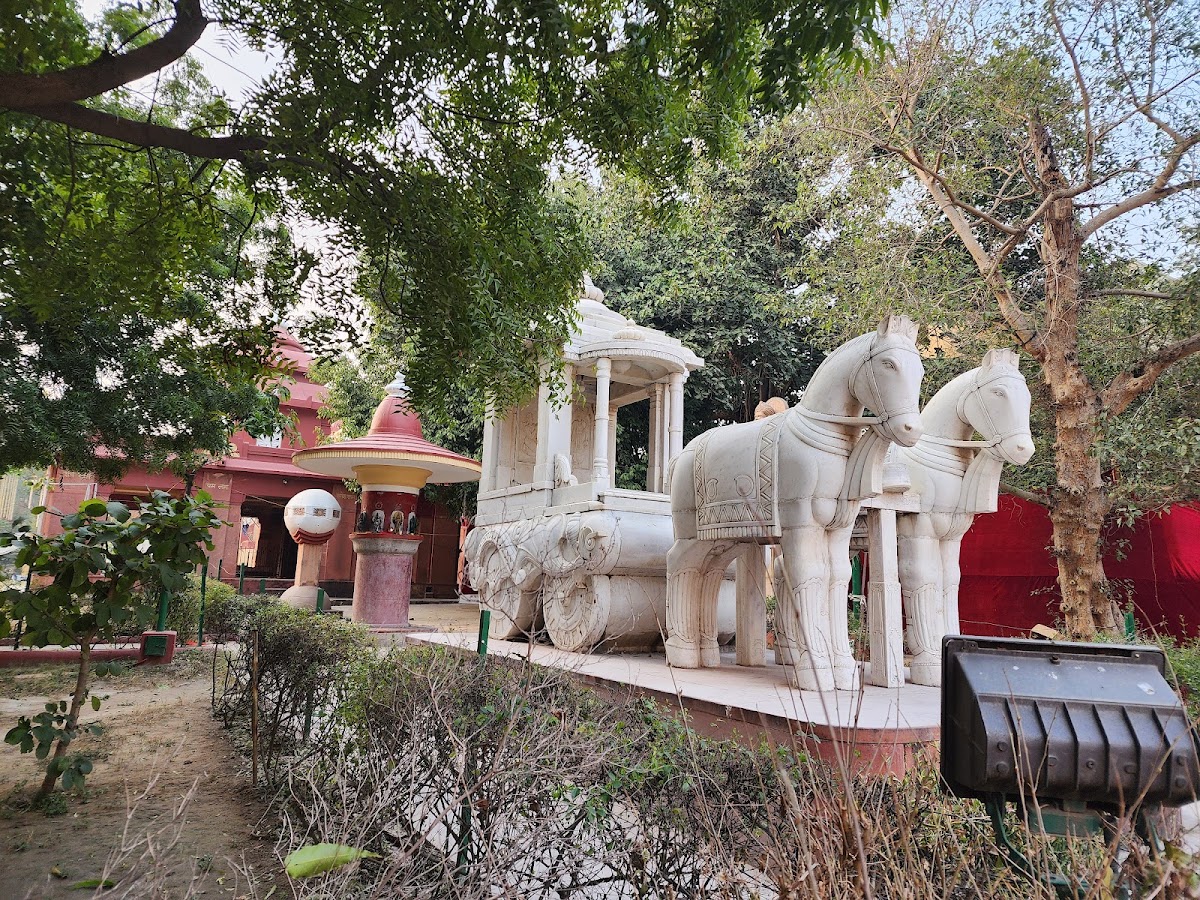 Shri Laxmi Narayan Temple (Birla Mandir) photo 3