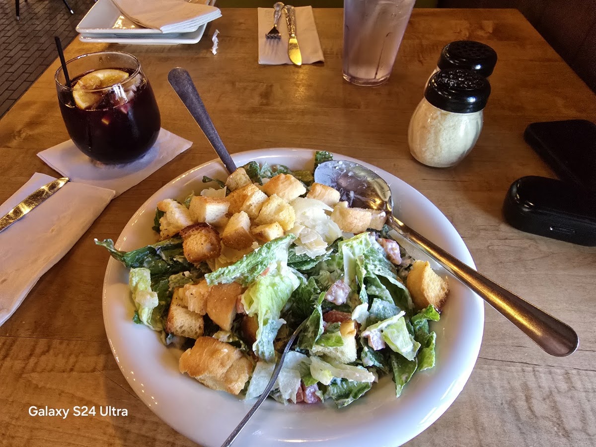 Lou Malnati's Pizzeria photo 10
