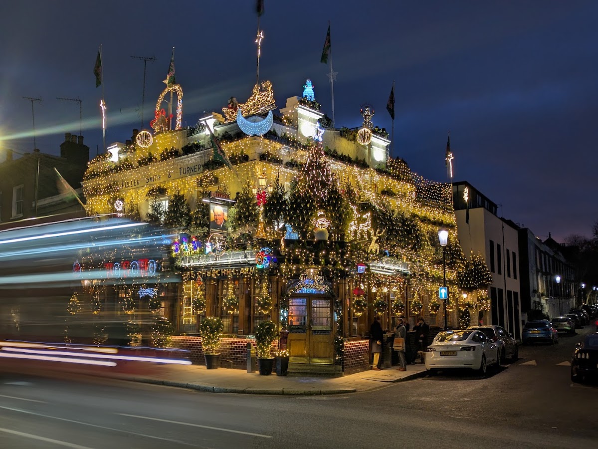 The Churchill Arms, Kensington photo 6