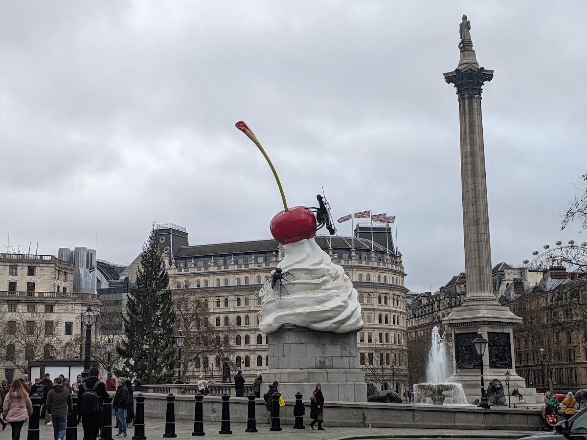 Trafalgar Square photo 4