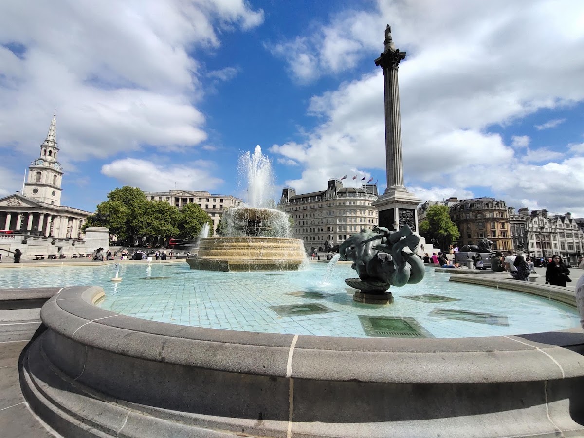 Trafalgar Square photo 7