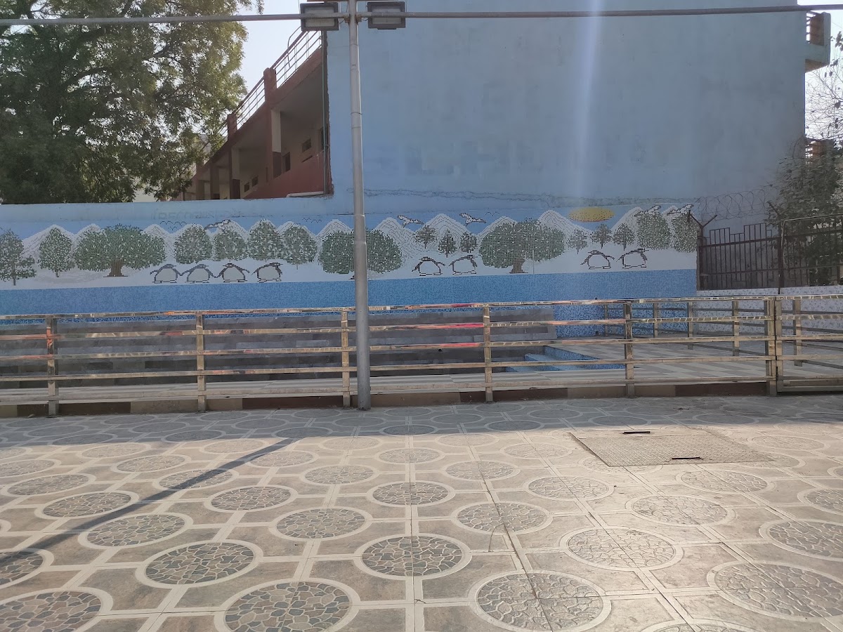 Mahila Park photo 5