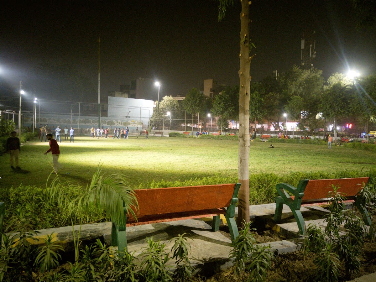 Mahila Park photo 6