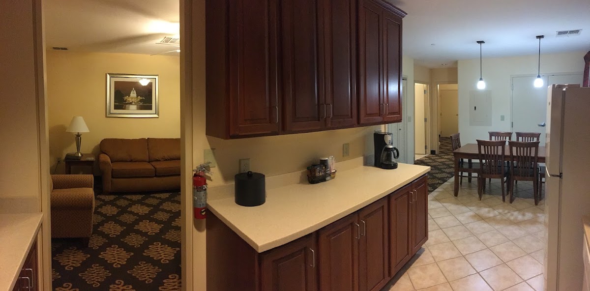 Presidential Inn photo 10