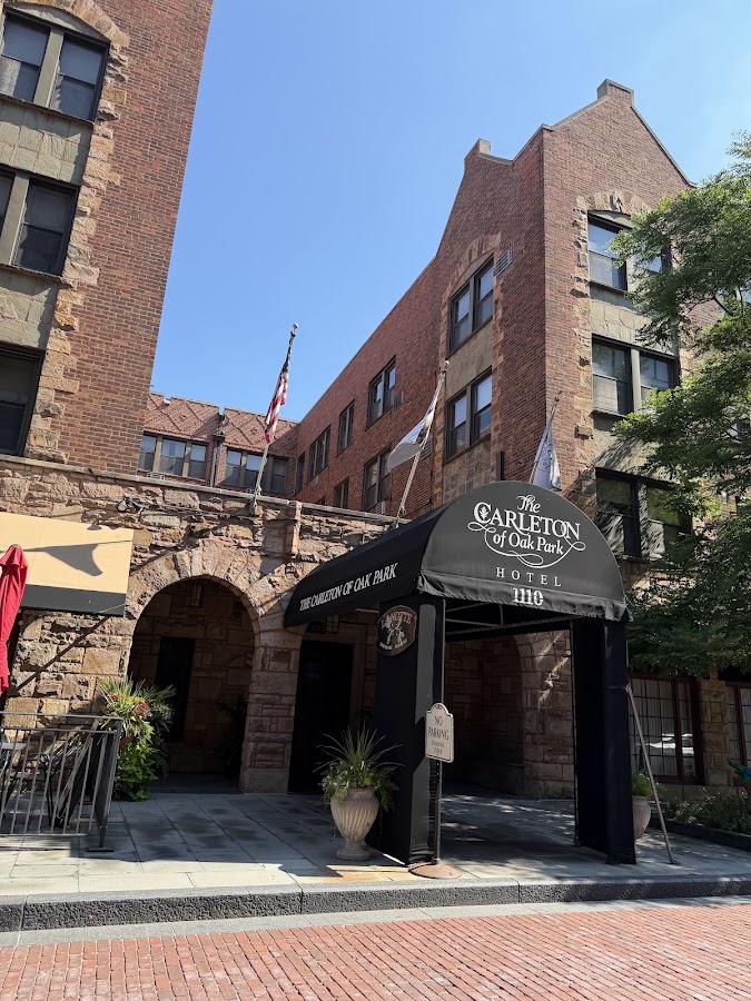 The Carleton of Oak Park Hotel photo 4
