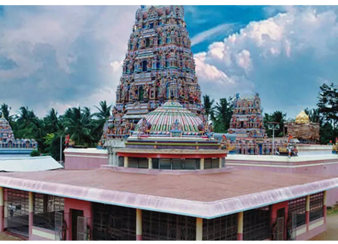 Sri Rajarajeshwari Temple photo 2