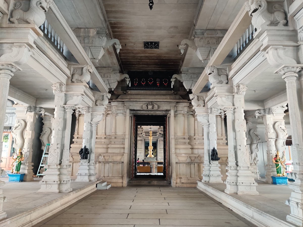 Sri Rajarajeshwari Temple photo 5