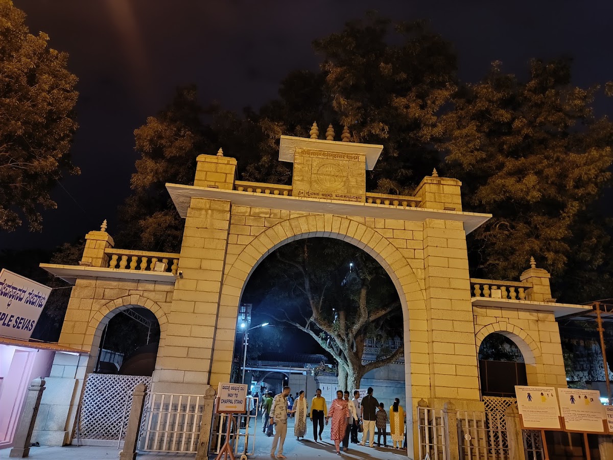 Sri Rajarajeshwari Temple photo 9