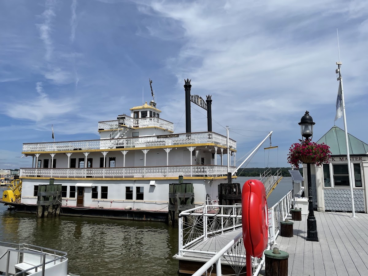 Old Town Alexandria Waterfront photo 3