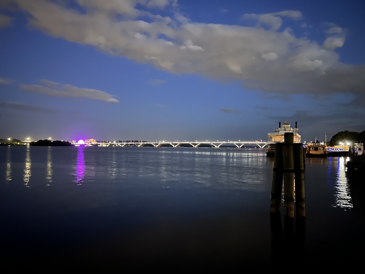 Old Town Alexandria Waterfront photo 8