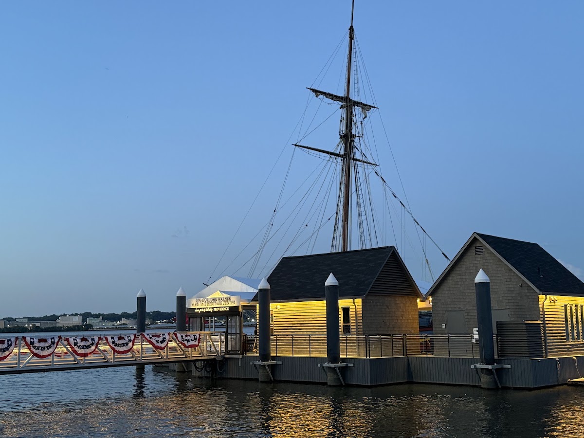 Old Town Alexandria Waterfront photo 10