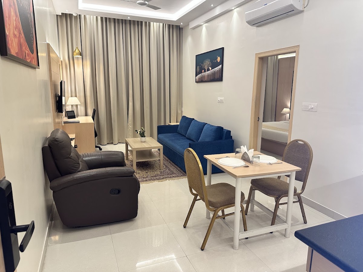 Grand Regency photo 4