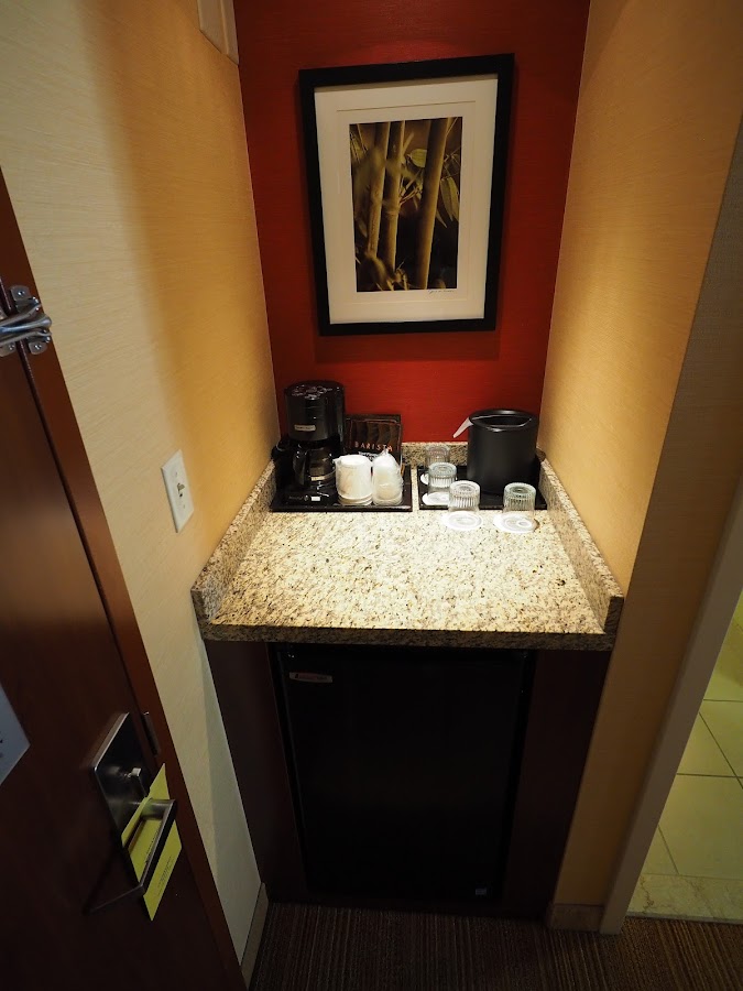 Courtyard by Marriott Bethesda Chevy Chase photo 10