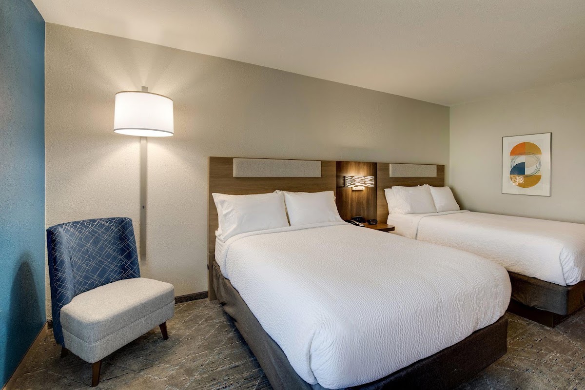 Holiday Inn Express & Suites I-95 Capitol Beltway-Largo by IHG photo 2