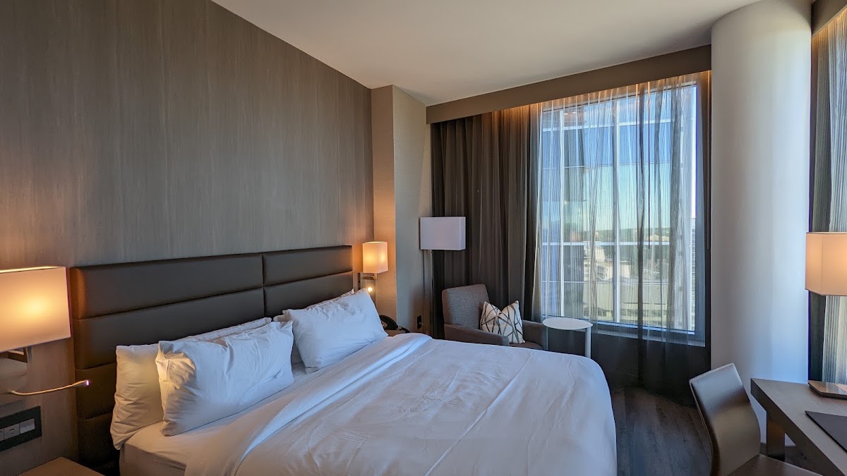 AC Hotel Bethesda Downtown photo 4