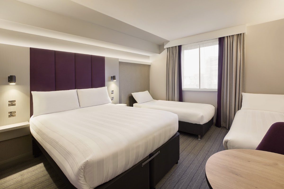 Premier Inn London Ealing hotel photo 2