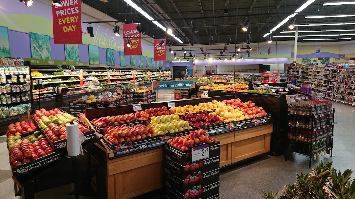 El Cerrito Plaza photo 2