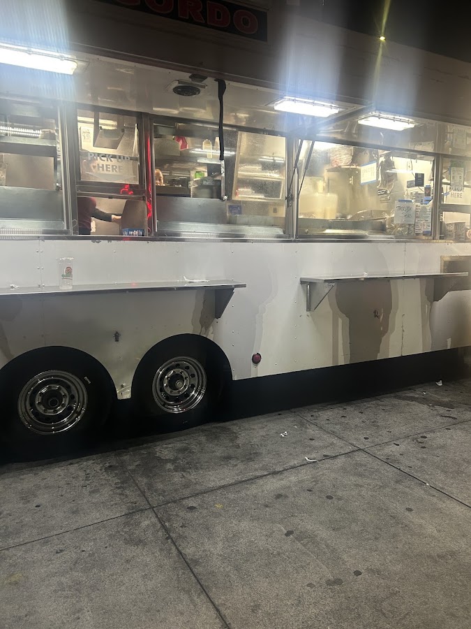 Tacos El Gordo photo 2
