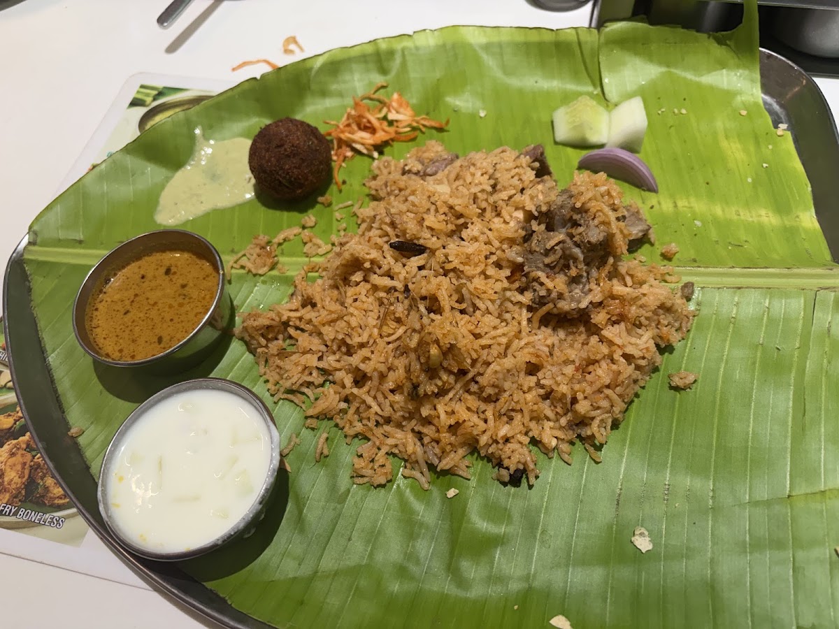 Nandhana Palace - Andhra Style Restaurant - Electronic City photo 6