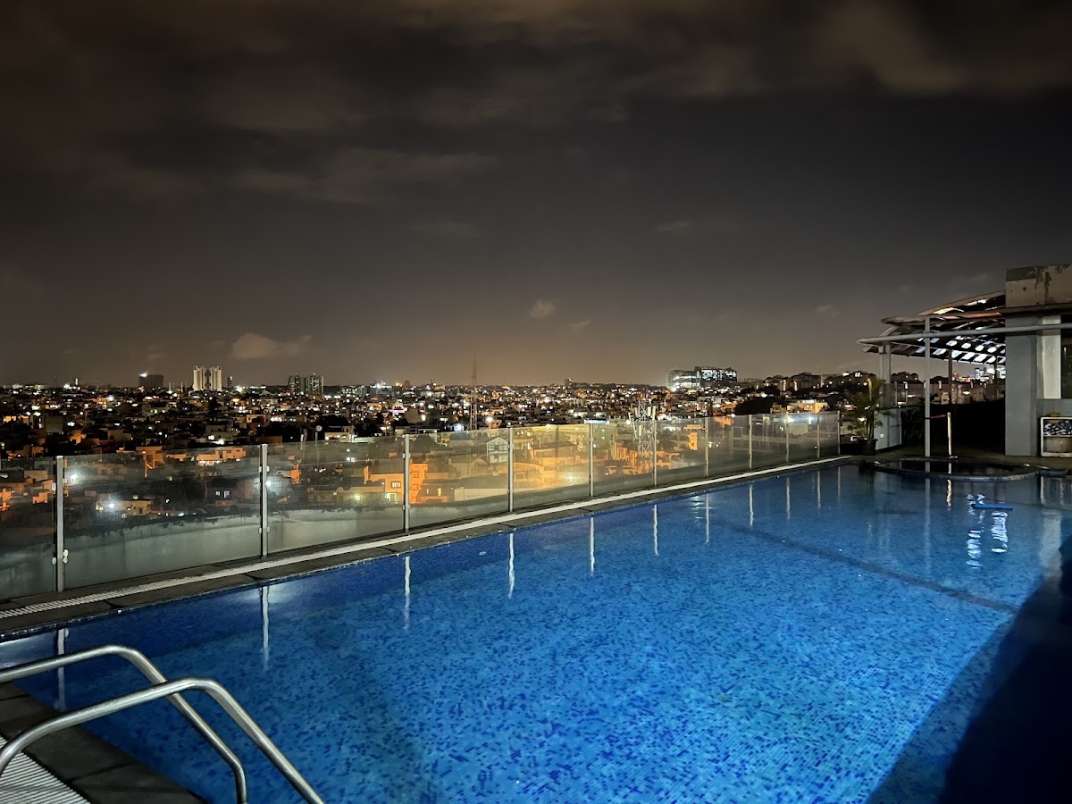 Davanam Sarovar Portico Hotel Suites photo 6