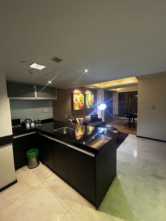 Davanam Sarovar Portico Hotel Suites photo 9