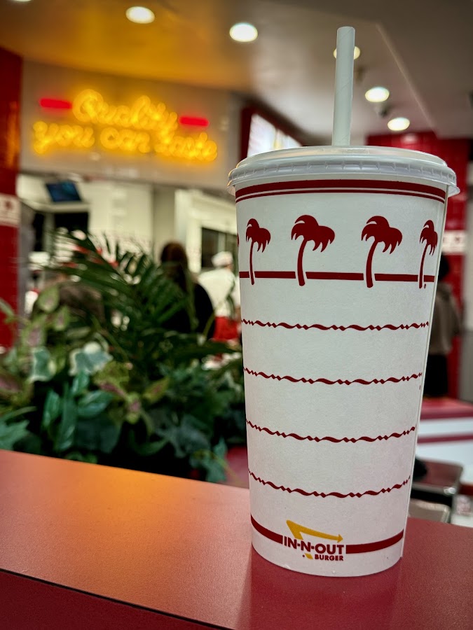 In-N-Out Burger photo 7
