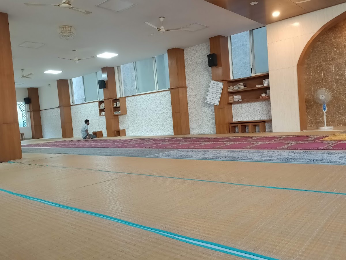 Masjid e Maimuna O shams photo 6