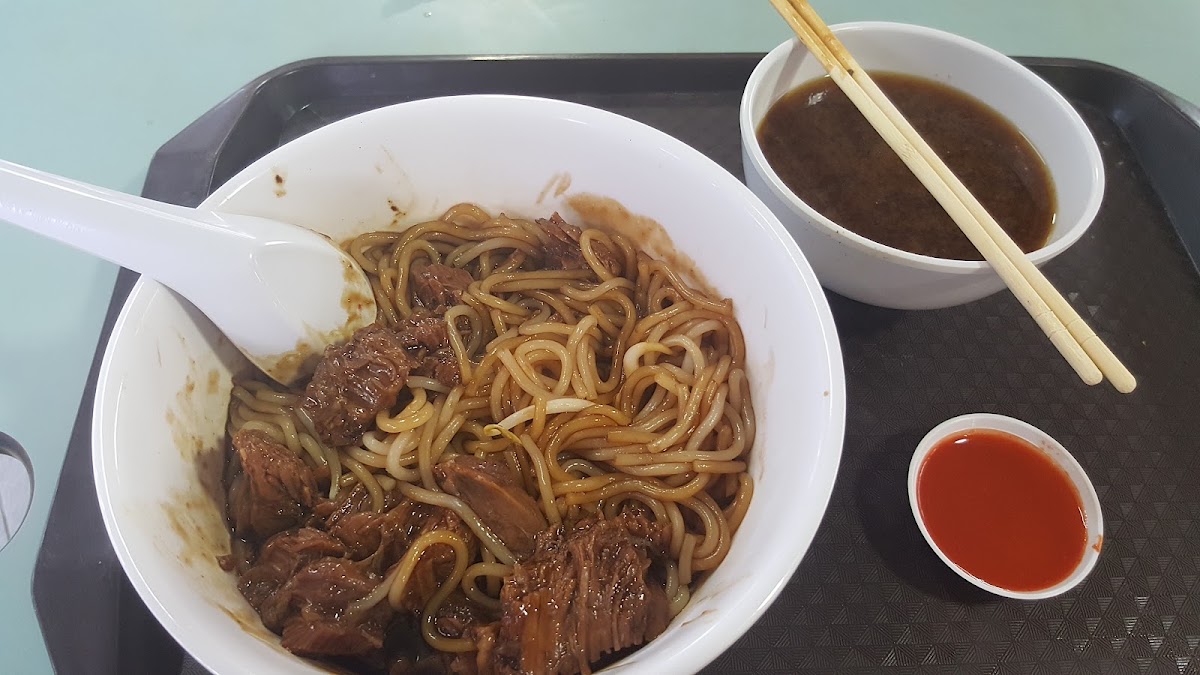 Toa Payoh Lorong 8 Market & Hawker Centre photo 2