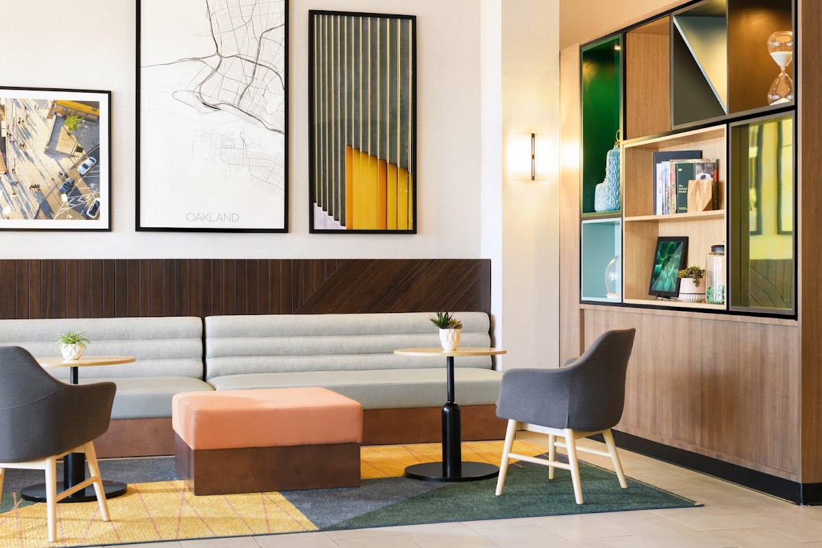 Holiday Inn & Suites Oakland - Airport by IHG photo 6