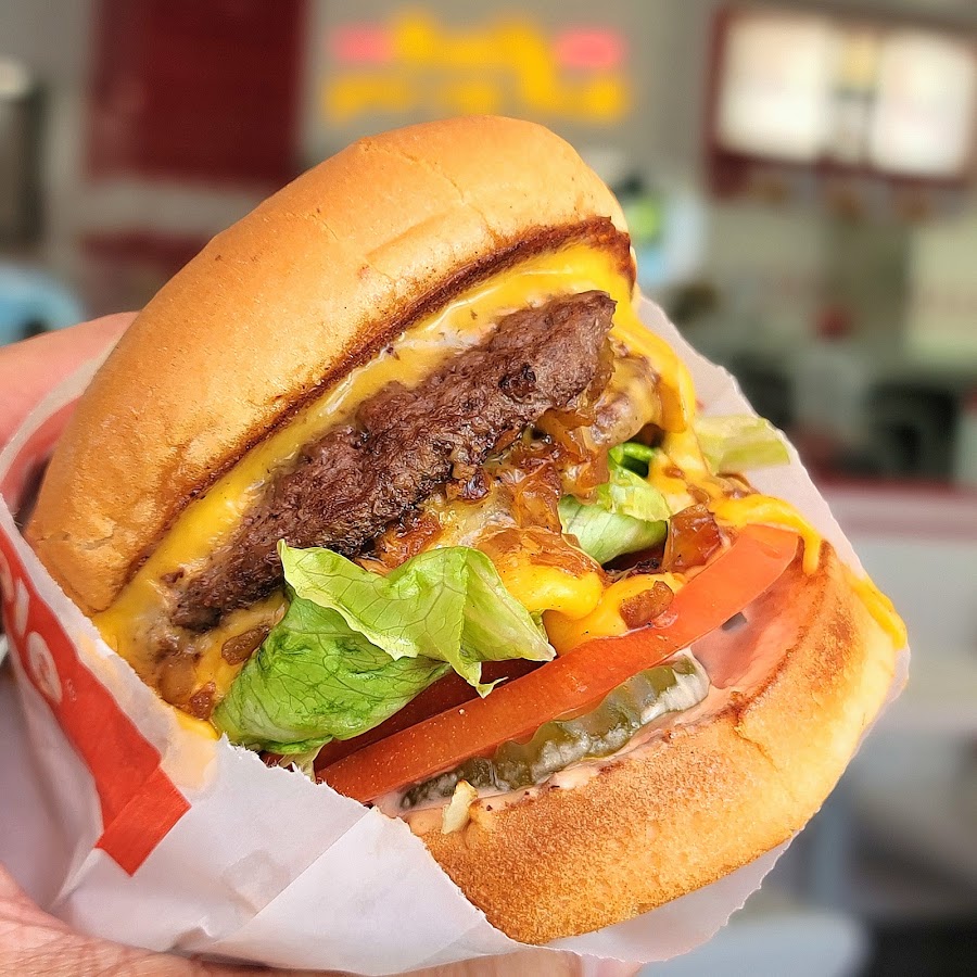 In-N-Out Burger photo 3
