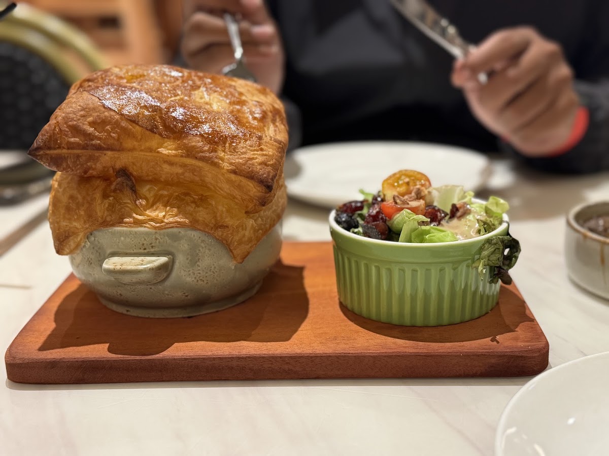 Poulet Bijou - Jewel Changi Airport photo 8