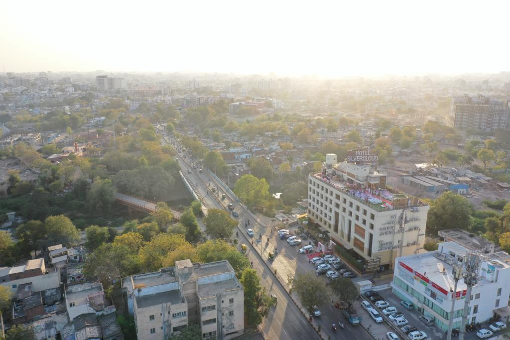 SilverCloud Hotel & Banquets photo 7