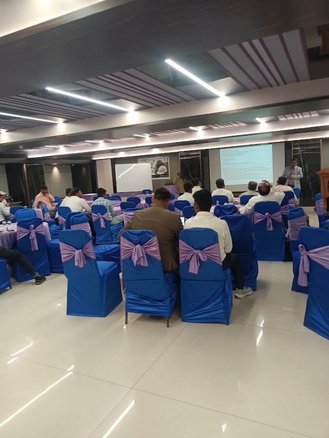SilverCloud Hotel & Banquets photo 10