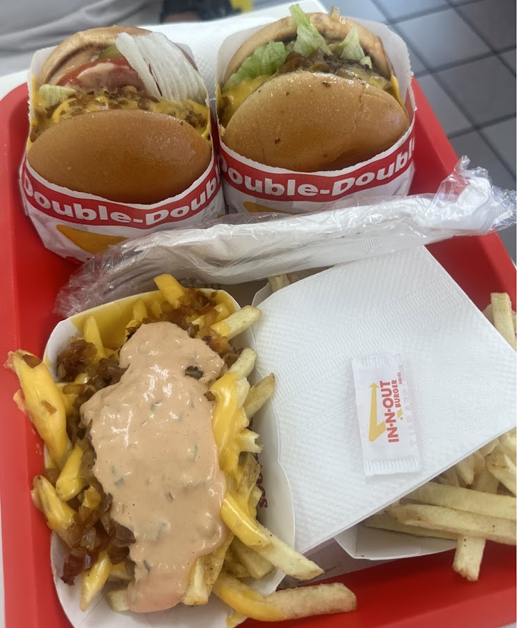 In-N-Out Burger photo 9