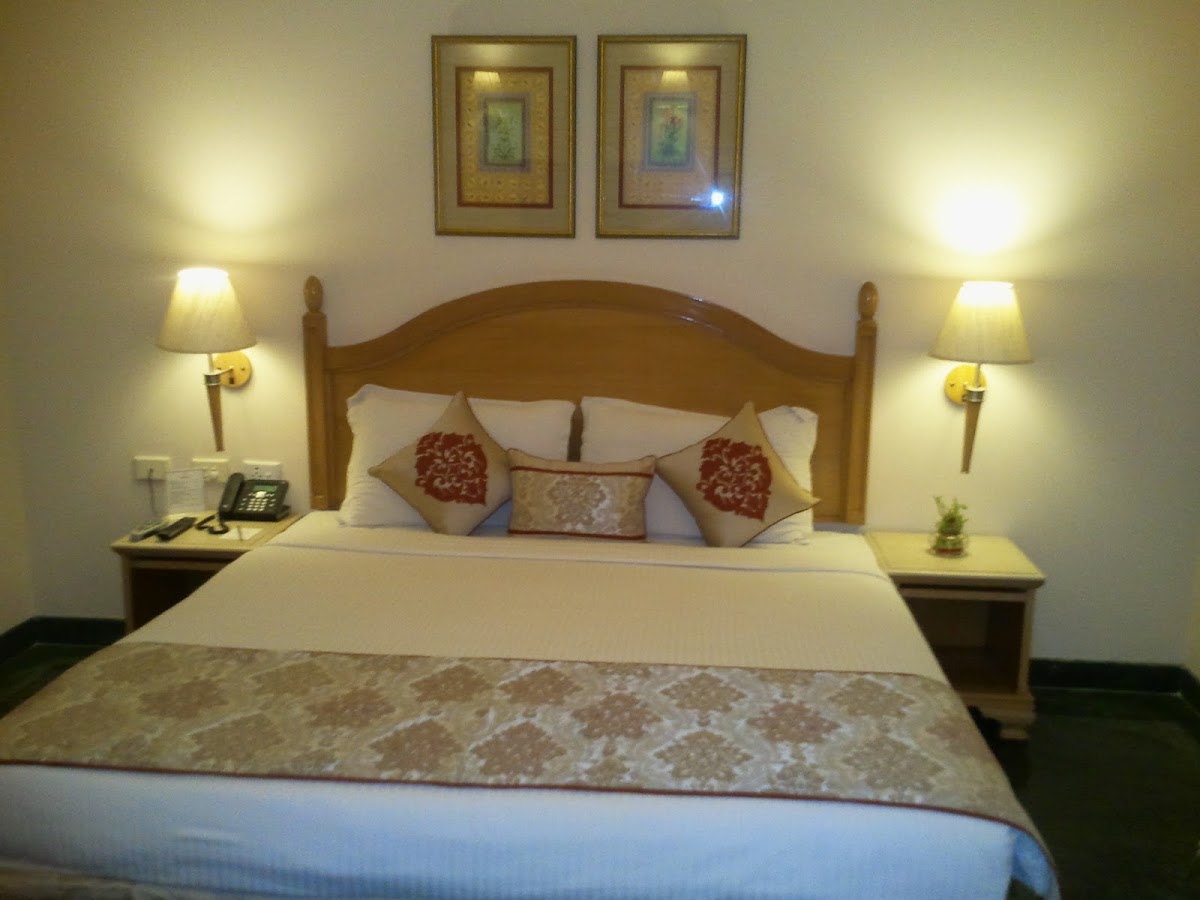 Savoy Suites, Noida photo 6