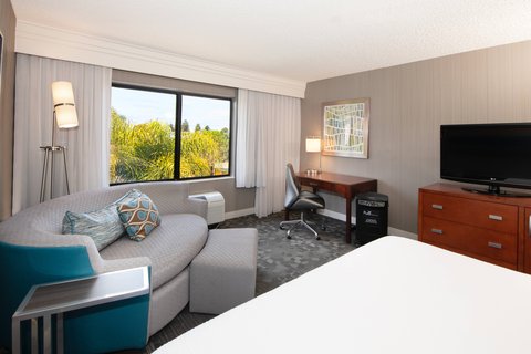 Courtyard by Marriott Oakland Airport photo 5