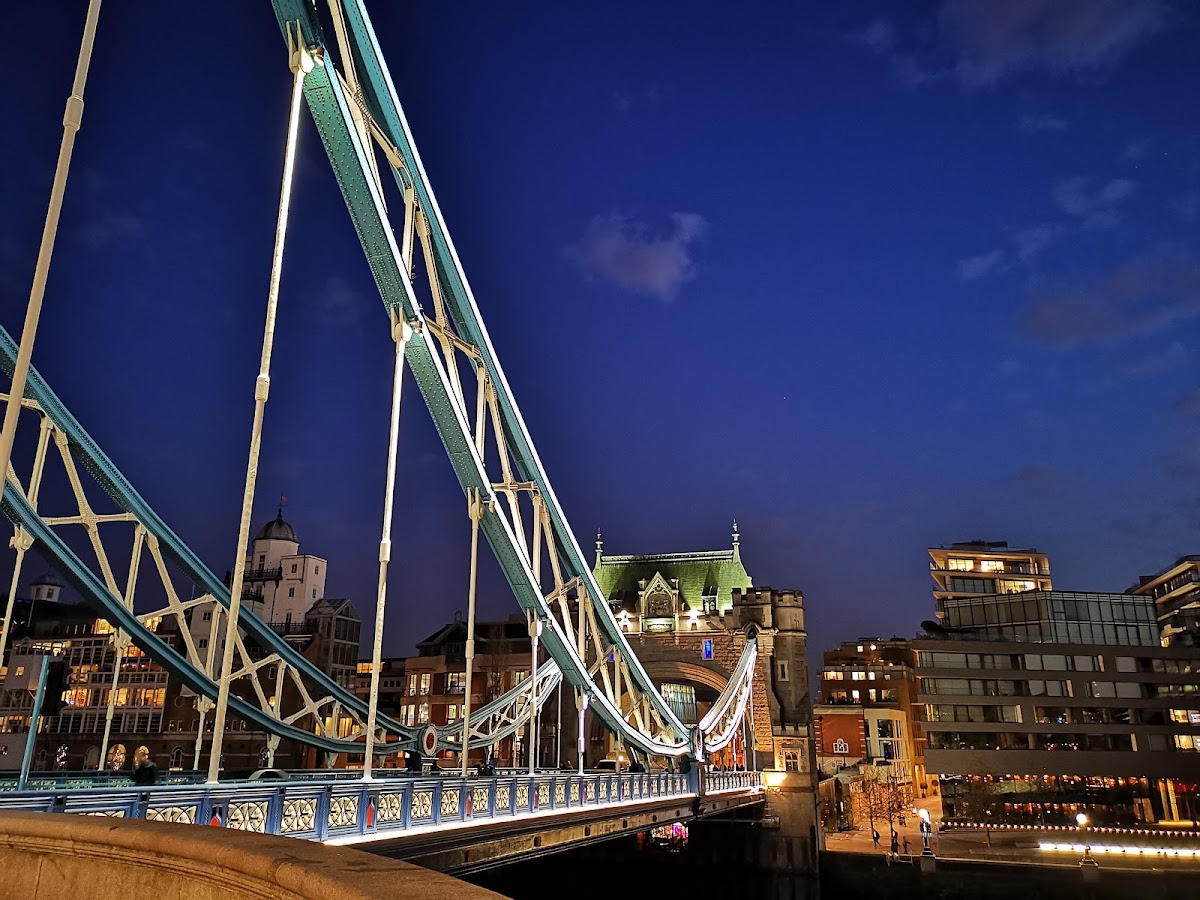 Tower Bridge photo 4