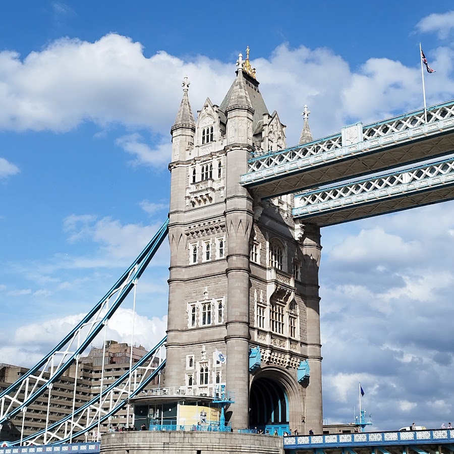 Tower Bridge photo 9