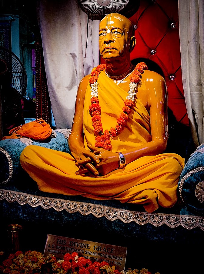 ISKCON Temple Punjabi Bagh photo 6