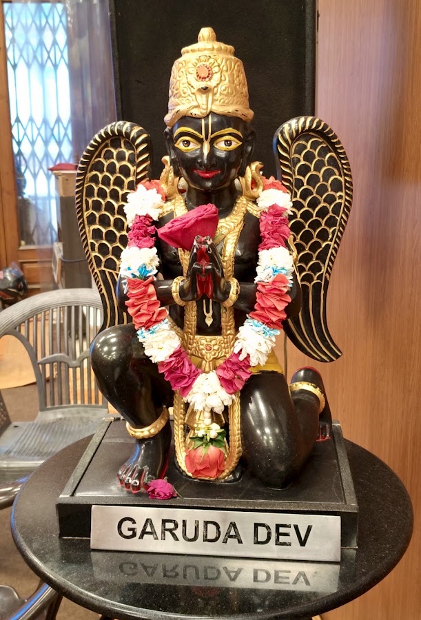 ISKCON Temple Punjabi Bagh photo 9