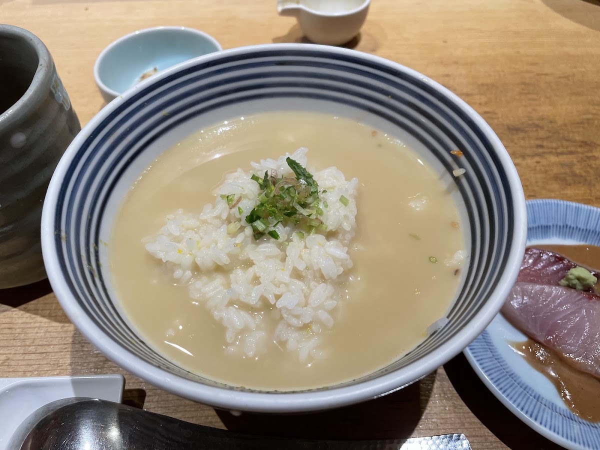 Nihonbashi Kaisen Don Tsujihan - Nihonbashi Branch photo 6