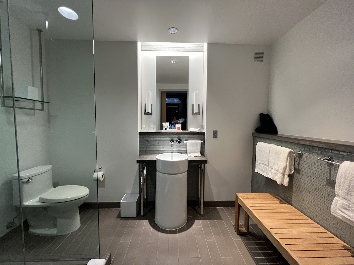 Loews Chicago O'Hare Hotel photo 3
