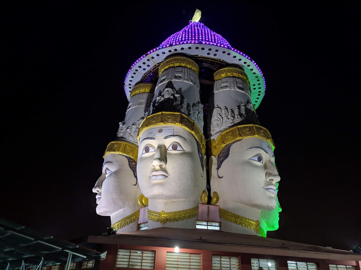 Shrungagiri Sri Shanmukha Swami Temple photo 8
