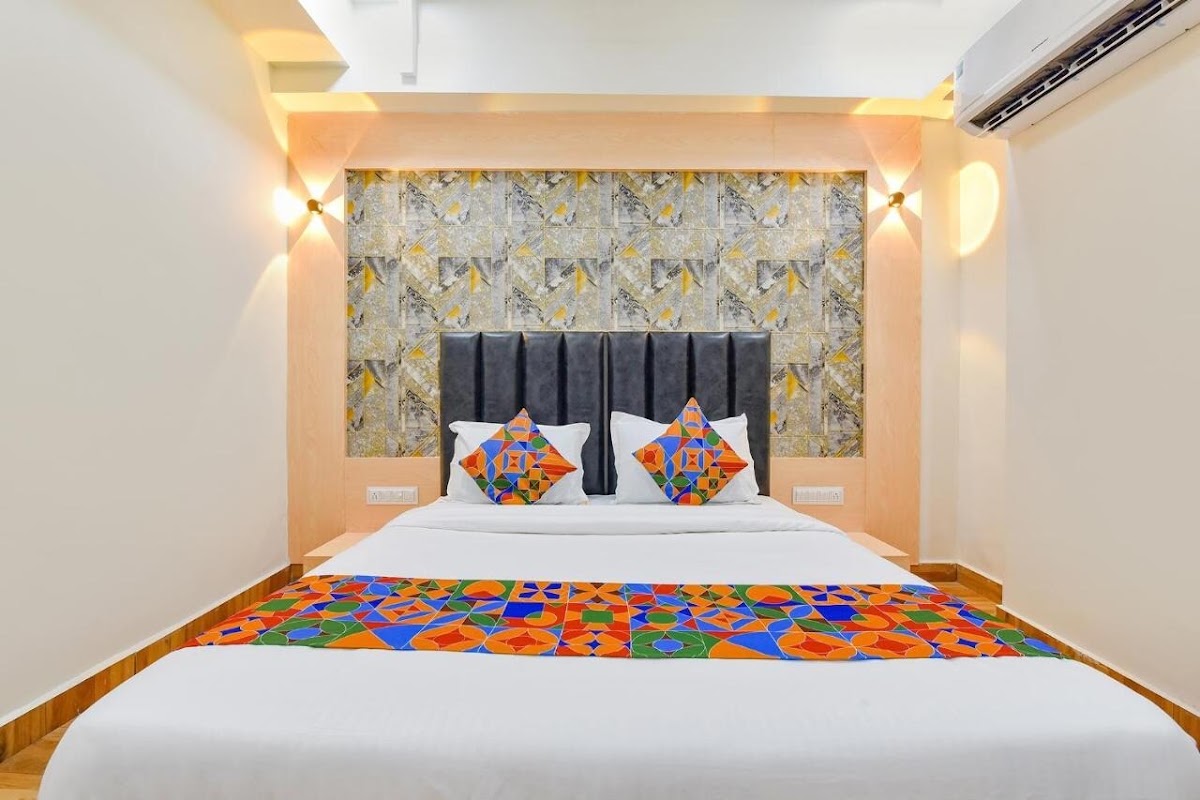 Hotel Symphony Grand photo 6