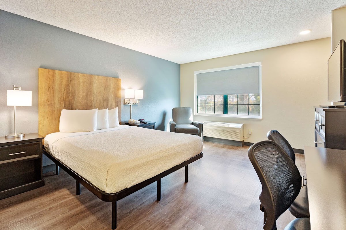 Extended Stay America Premier Suites- Union City - Dyer St. photo 2