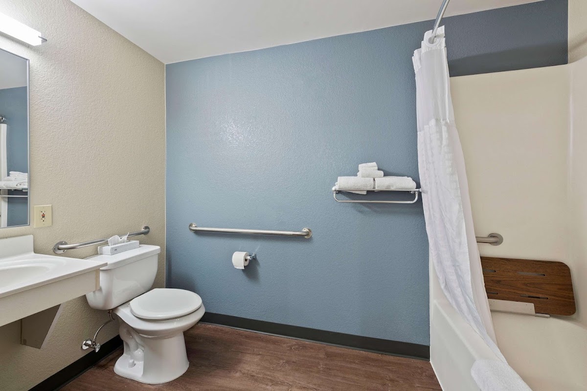 Extended Stay America Premier Suites- Union City - Dyer St. photo 3