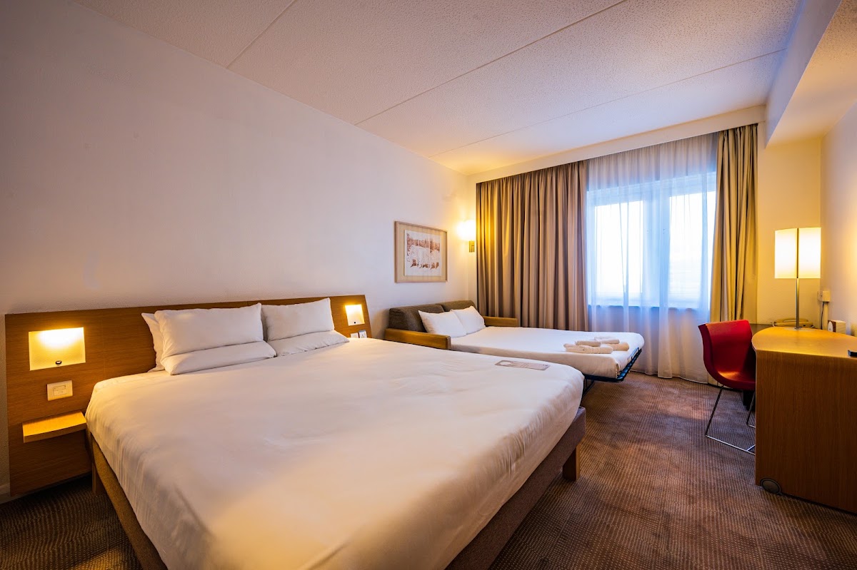 Novotel London West photo 2