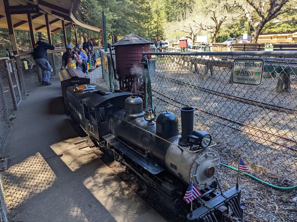 Tilden Park Steam Train at the Redwood Valley Railway photo 3